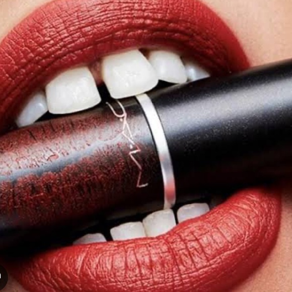 🍭🐈‍⬛Chili Mac Matte Lipstick - Picture 7 of 10